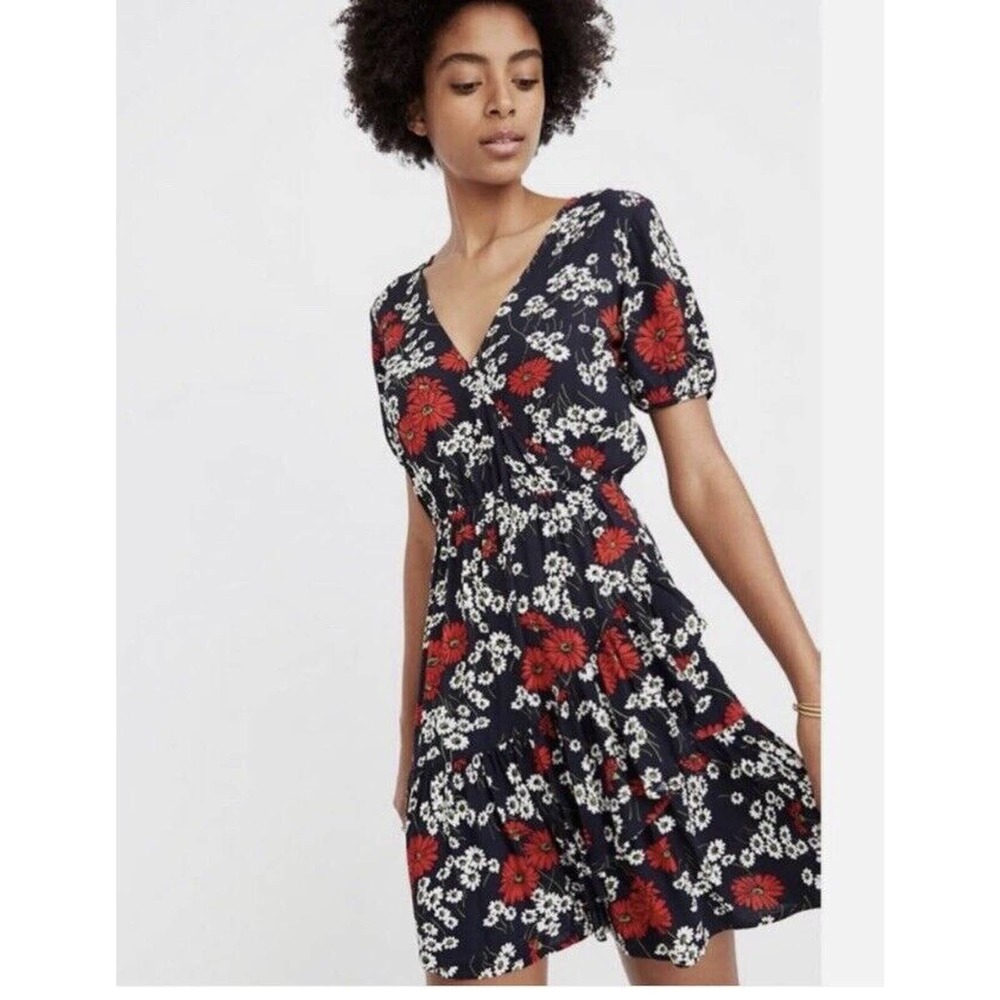 Madewell Ruffle-Wrap Dress in Hillside Daisies Size 8